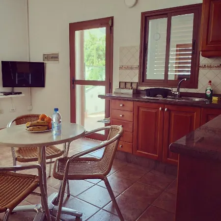 Casas Blancas -suites 2y3- R E L A X